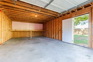2946 Pannell St, Austin, TX 78722 - Photo 17