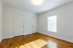 2946 Pannell St, Austin, TX 78722 - Photo 13