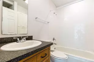 2946 Pannell St, Austin, TX 78722 - Photo 9