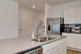 1208 Sweetspire St, Leander, TX 78641 - Photo 7