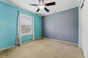 12601 Waynespur Ln, Elgin, TX 78621 - Photo 17