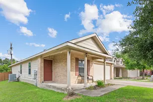 12601 Waynespur Ln, Elgin, TX 78621 - Photo 5