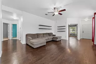 12601 Waynespur Ln, Elgin, TX 78621 - Photo 9