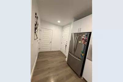 2213 Poquito Road #220, Austin, TX 78722 - Photo 9