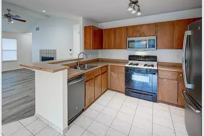 12323 Tomanet Trail, Austin, TX 78758 - Photo 9