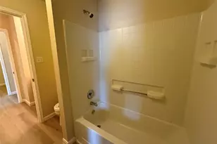 125 Ashwood S, Kyle, TX 78640 - Photo 17