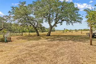 1408 State Park Rd, Lockhart, TX 78644 - Photo 21