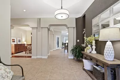 107 W Majestic Oak Lane, Georgetown, TX 78633 - Photo 5