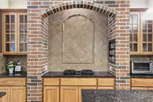 107 W Majestic Oak Ln, Georgetown, TX 78633 - Photo 15