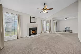 11602 Prairie Hen Ln, Austin, TX 78758 - Photo 5