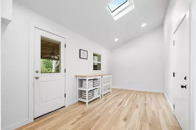 12422 Deer Track, Austin, TX 78727 - Photo 19
