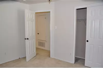127 Anderson Street, Hutto, TX 78634 - Photo 17