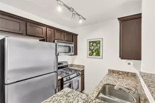 1307 Norwalk Ln, Austin, TX 78703 - Photo 7