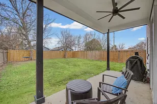 1006 4th St, Lockhart, TX 78644 - Photo 27