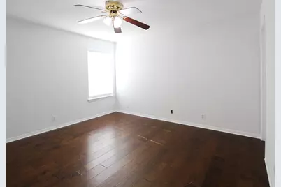 6907 Stonleigh Place, Austin, TX 78744 - Photo 11