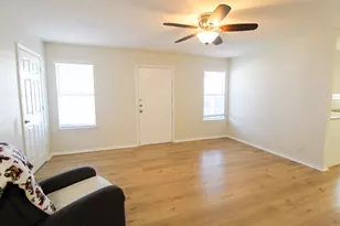 6907 Stonleigh Pl, Austin, TX 78744 - Photo 3