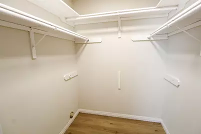 6907 Stonleigh Place, Austin, TX 78744 - Photo 13