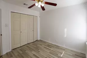 6907 Stonleigh Pl, Austin, TX 78744 - Photo 17