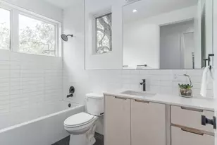 915 Tillery St, Austin, TX 78702 - Photo 21