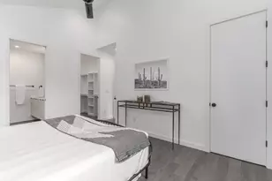 915 Tillery St, Austin, TX 78702 - Photo 23
