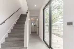 915 Tillery St, Austin, TX 78702 - Photo 17