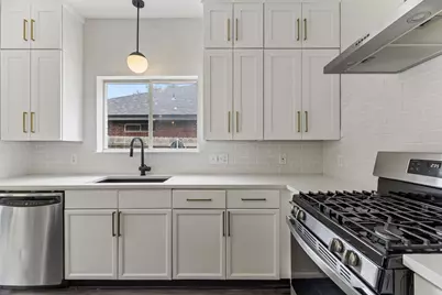 6804 Gabion Drive, Austin, TX 78749 - Photo 7