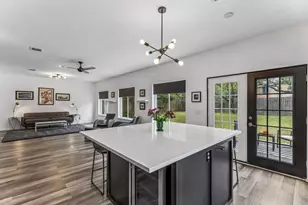 6804 Gabion Dr, Austin, TX 78749 - Photo 17