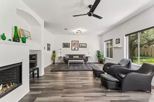 6804 Gabion Dr, Austin, TX 78749 - Photo 11