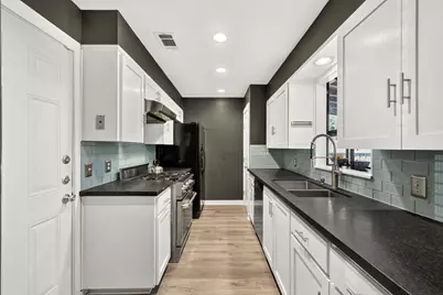 8507 Shenandoah Drive, Austin, TX 78753 - Photo 7