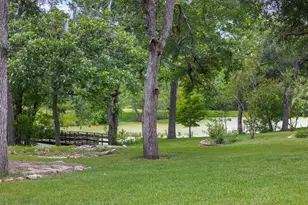 1102 N Ave F Ave, Elgin, TX 78621 - Photo 5