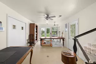 1102 N Ave F Ave, Elgin, TX 78621 - Photo 23