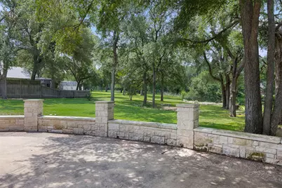 1102 N Avenue F Avenue, Elgin, TX 78621 - Photo 39