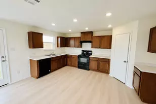 13501 Martha Washington Pl, Manor, TX 78653 - Photo 3