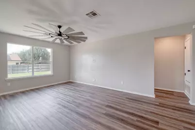 217 Almquist Street, Hutto, TX 78634 - Photo 5