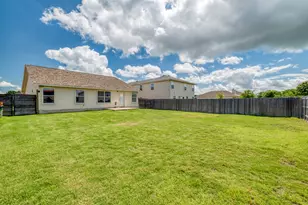217 Almquist St, Hutto, TX 78634 - Photo 29
