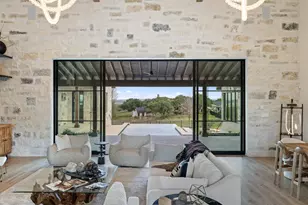 27031 Haynie Flat Rd, Spicewood, TX 78669 - Photo 7
