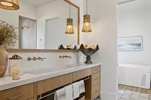 27031 Haynie Flat Rd, Spicewood, TX 78669 - Photo 29