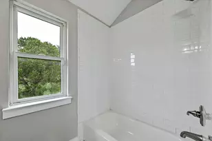 1404 Faultline Dr, Horseshoe Bay, TX 78657 - Photo 23