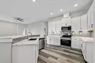 1404 Faultline Dr, Horseshoe Bay, TX 78657 - Photo 9