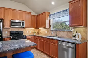 398 Westbury Ln, Georgetown, TX 78633 - Photo 11