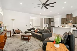 300 Summit Ridge Dr N, Point Venture, TX 78645 - Photo 5