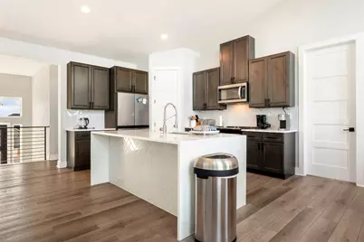 300 Summit Ridge Drive N, Point Venture, TX 78645 - Photo 9