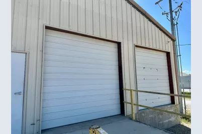 200-232 W New Braunfels Street #W1 - W2, Seguin, TX 78155 - Photo 3