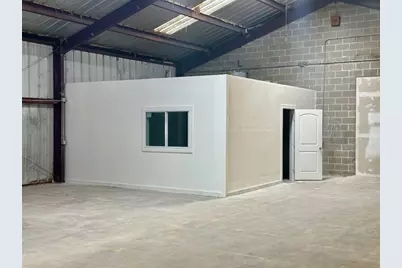 200-232 W New Braunfels Street #W1 - W2, Seguin, TX 78155 - Photo 9