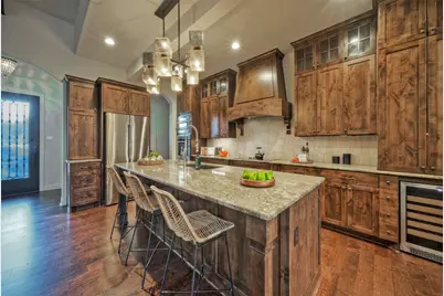 7 Parkside Road, The Hills, TX 78738 - Photo 11