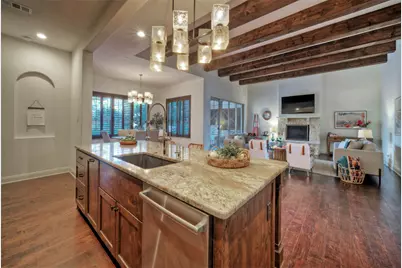 7 Parkside Road, The Hills, TX 78738 - Photo 9