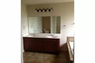 230 N Kiras Ct, Austin, TX 78737 - Photo 5