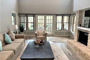105 Birdie Dr, The Hills, TX 78738 - Photo 7