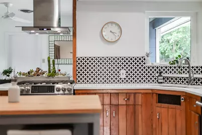1618 Waterston Avenue, Austin, TX 78703 - Photo 17