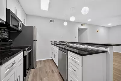 910 Duncan Lane #6, Austin, TX 78705 - Photo 11